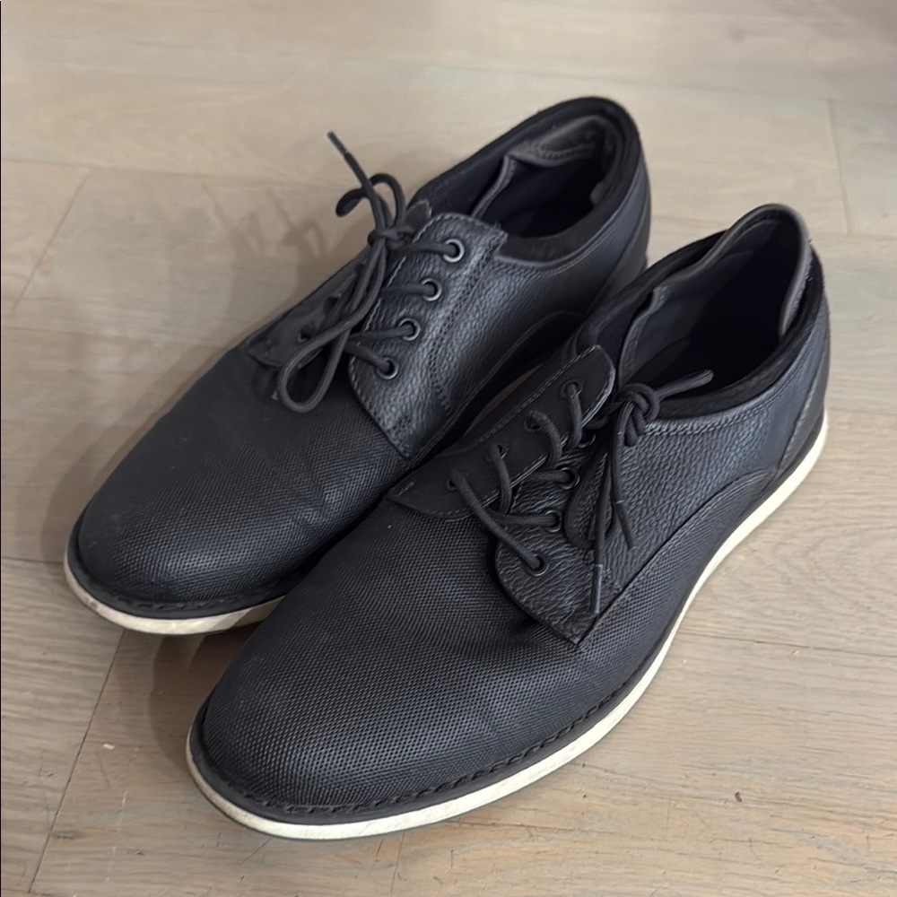 Aldo Black Men's Oxfords with White Sole